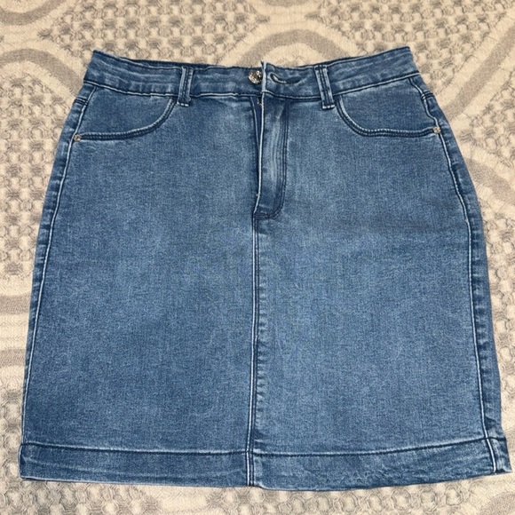 Misguided denim skirt - Picture 1 of 2